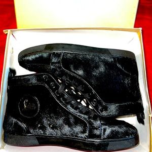 Christian Louboutin originally 1100$ only asking 350